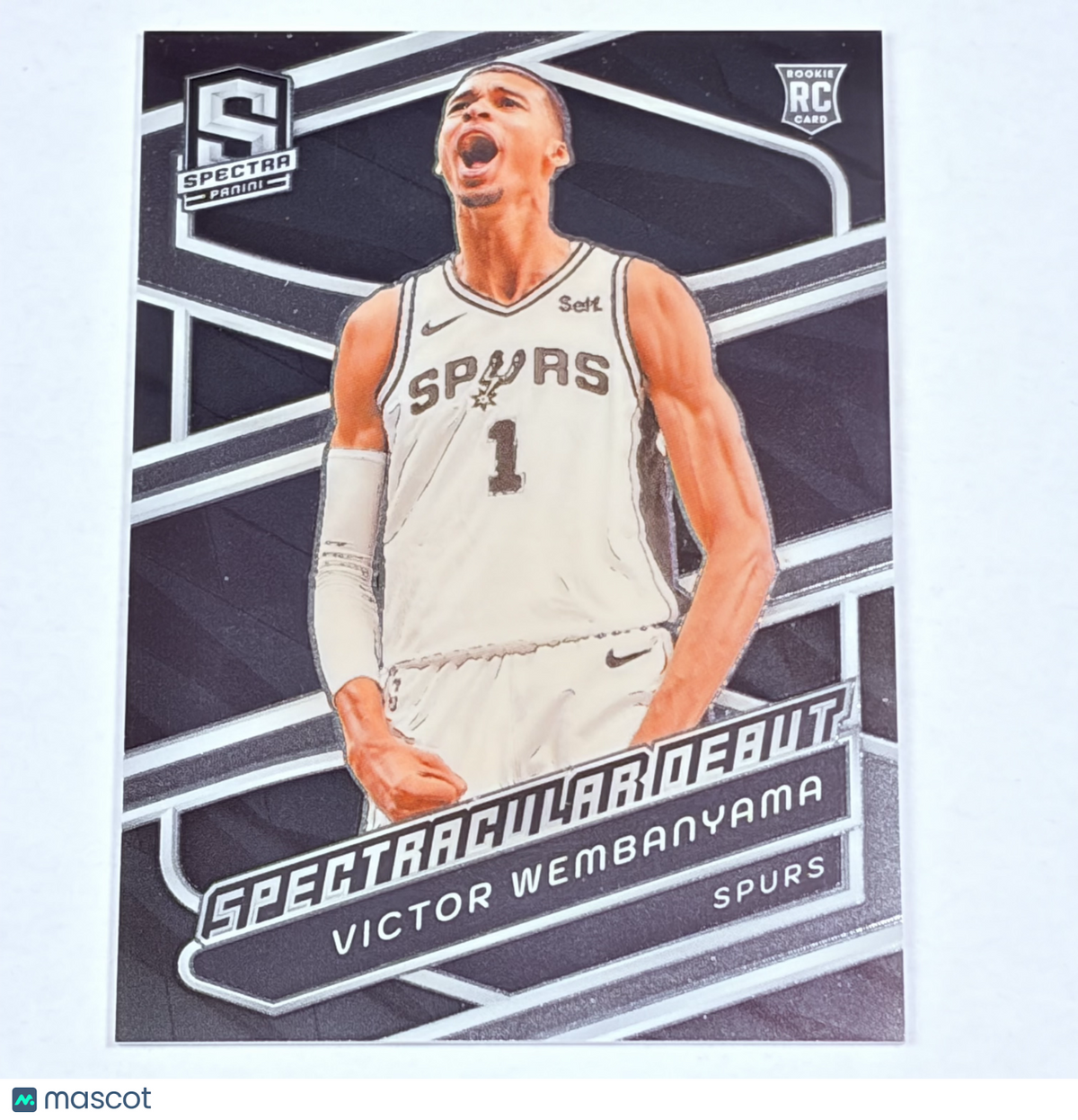 2024 Panini Spectra Spectacular Debut Victor Wembanyama #195 Rookie RC