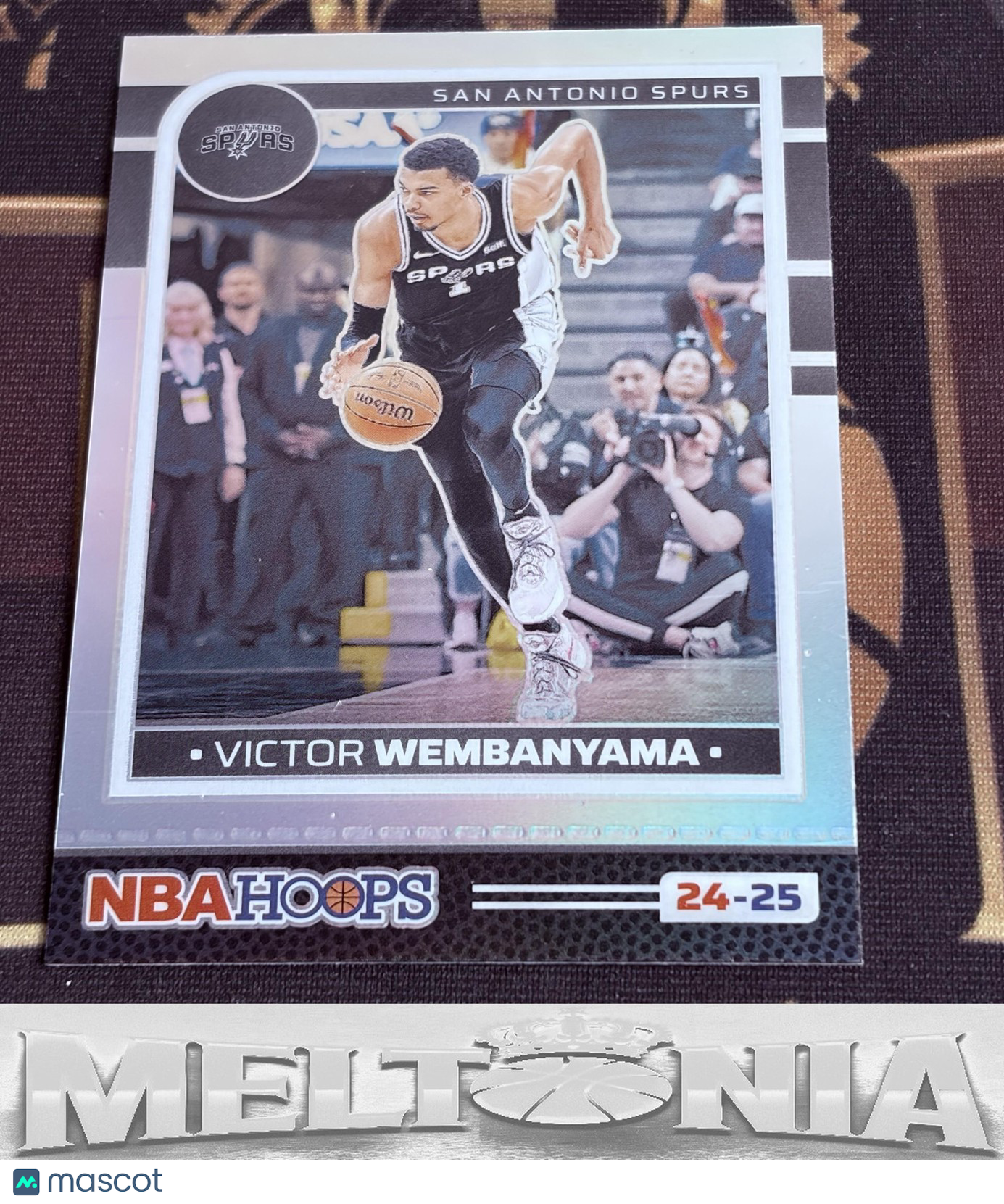 Victor Wembanyama 2024-25 Hoops #165 Premium Prizms Silver