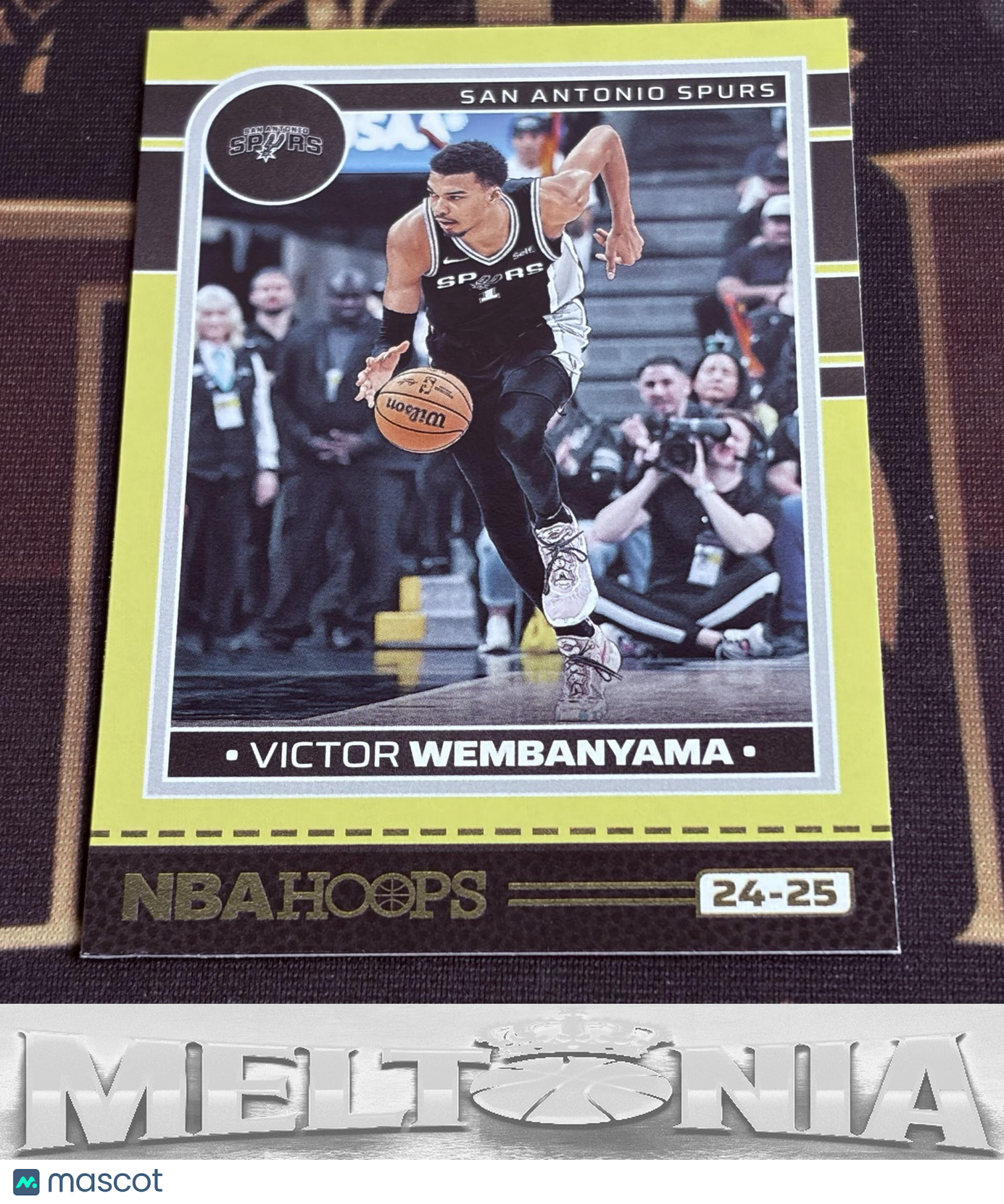 Victor Wembanyama 2024-25 Hoops #165 Yellow Flood