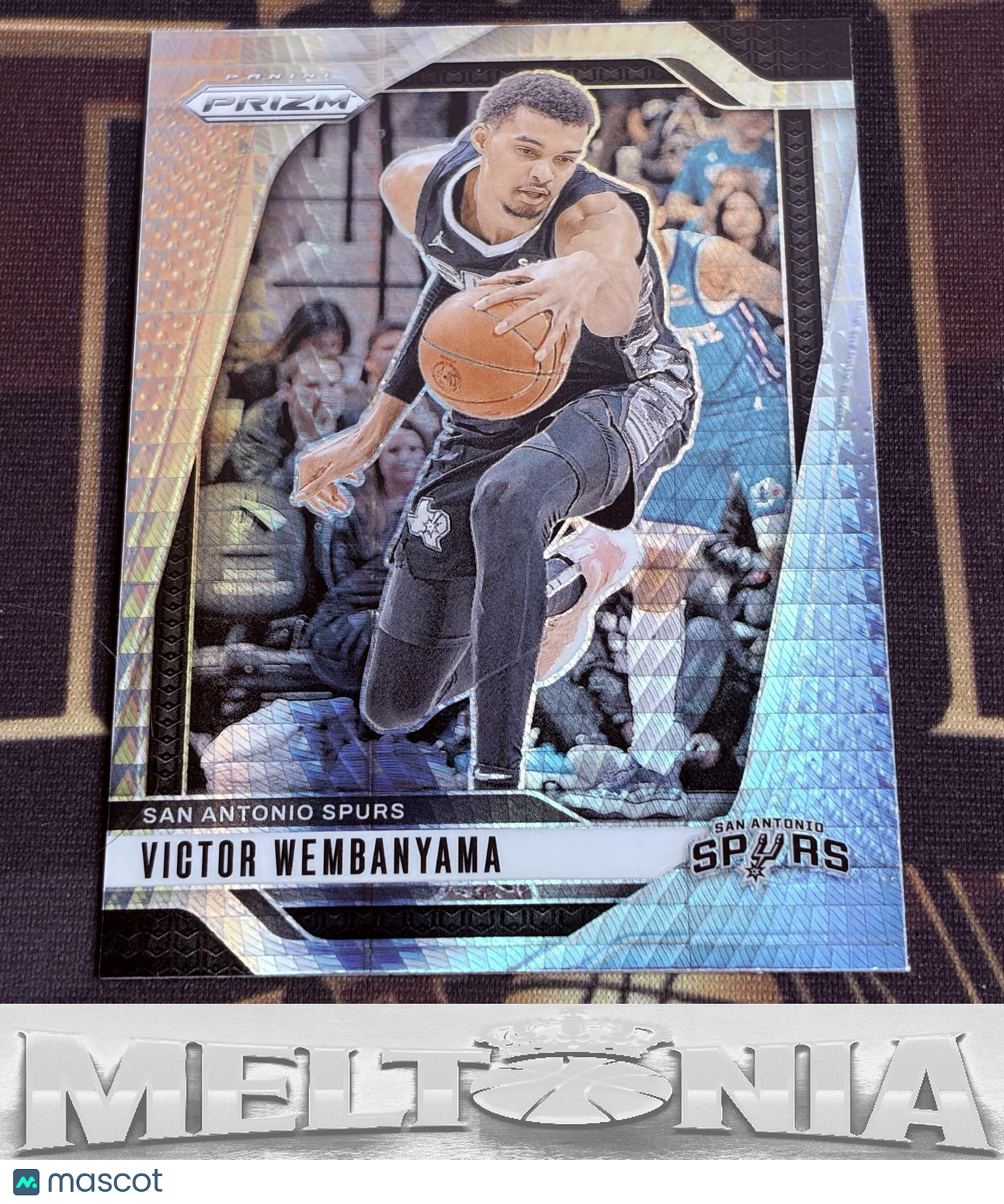 Victor Wembanyama 2024-25 Panini Prizm #172 Prizms Hyper
